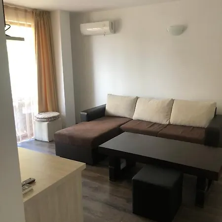 Time Out 4* Σωζόπολη
