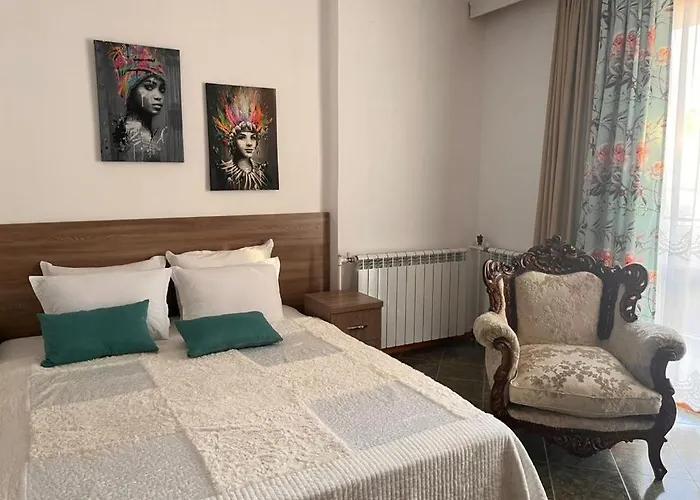 Time Out Konukevi 4*