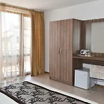 Time Out 4* Sozopol
