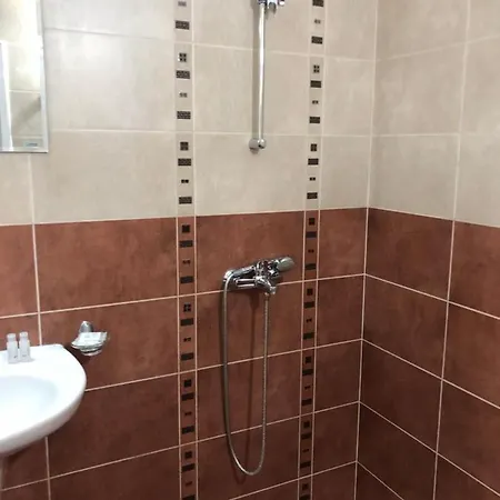 Time Out بيت ضيافة