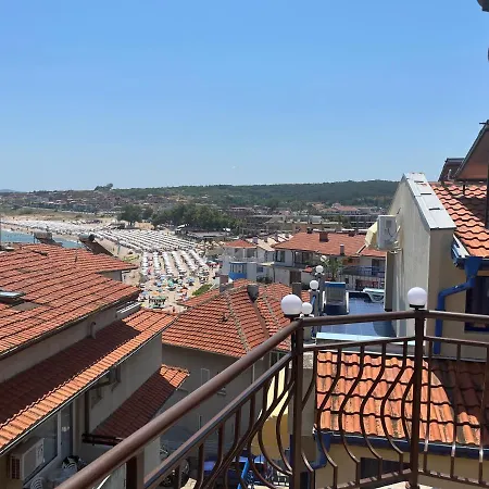 Time Out Casa de hóspedes 4*