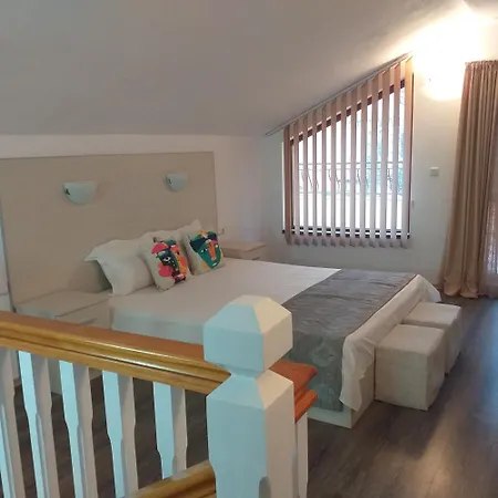 بيت ضيافة Time Out