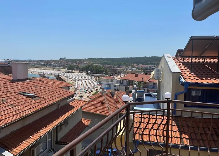 Time Out Casa de hóspedes 4*